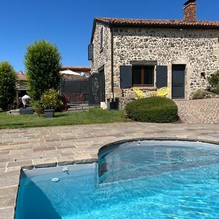 Flat Domaine Des Pierres D Auvergne מראה חיצוני תמונה